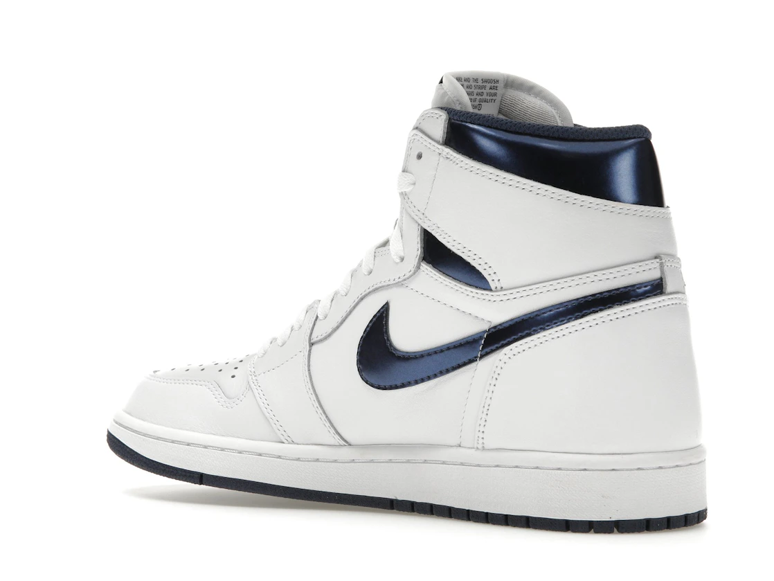 Vue 23 de Jordan 1 Retro Metallic Navy (2016)