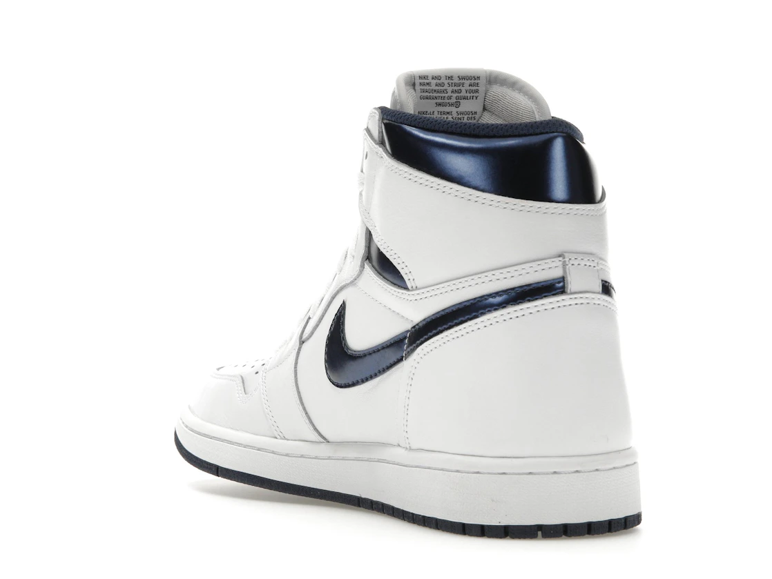 Vue 25 de Jordan 1 Retro Metallic Navy (2016)