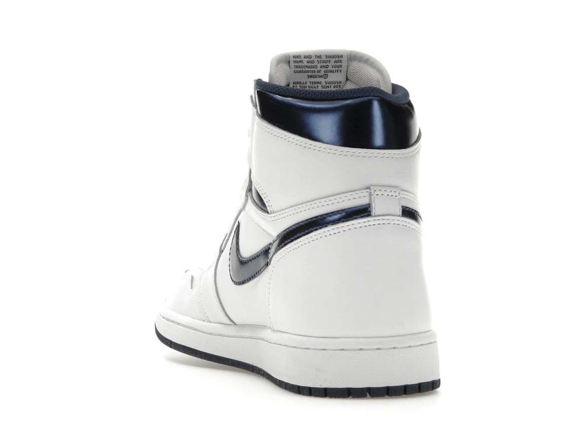 Vue 26 de Jordan 1 Retro Metallic Navy (2016)