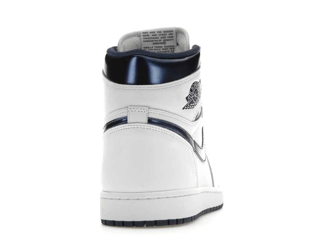 Vue 29 de Jordan 1 Retro Metallic Navy (2016)