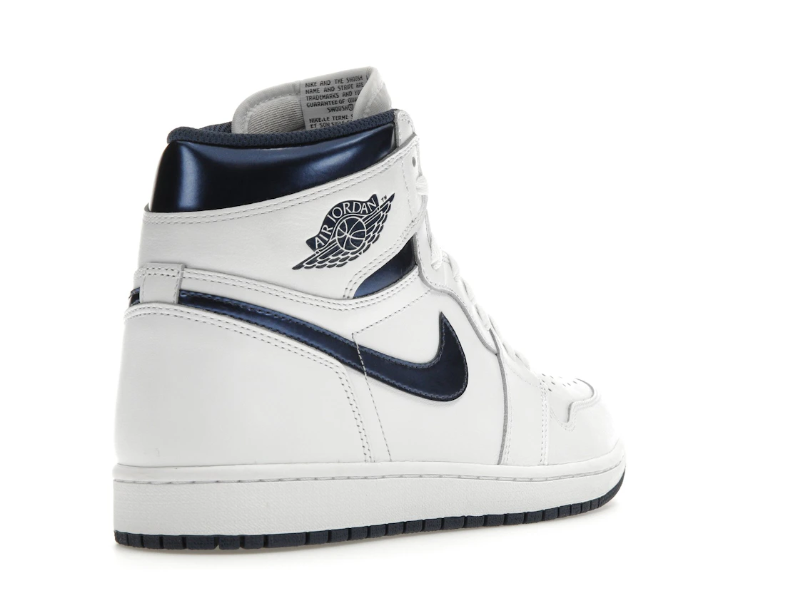 Vue 32 de Jordan 1 Retro Metallic Navy (2016)