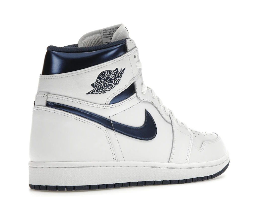 Vue 33 de Jordan 1 Retro Metallic Navy (2016)
