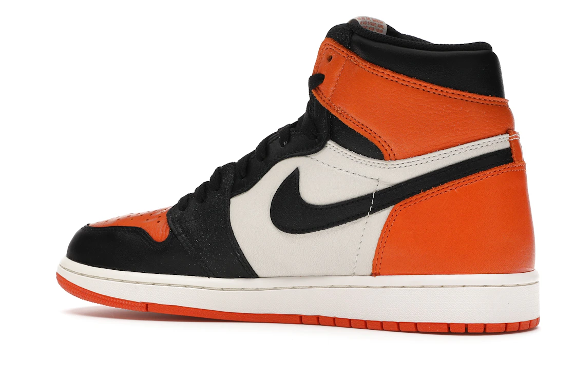 Vue 22 de Jordan 1 Retro Shattered Backboard