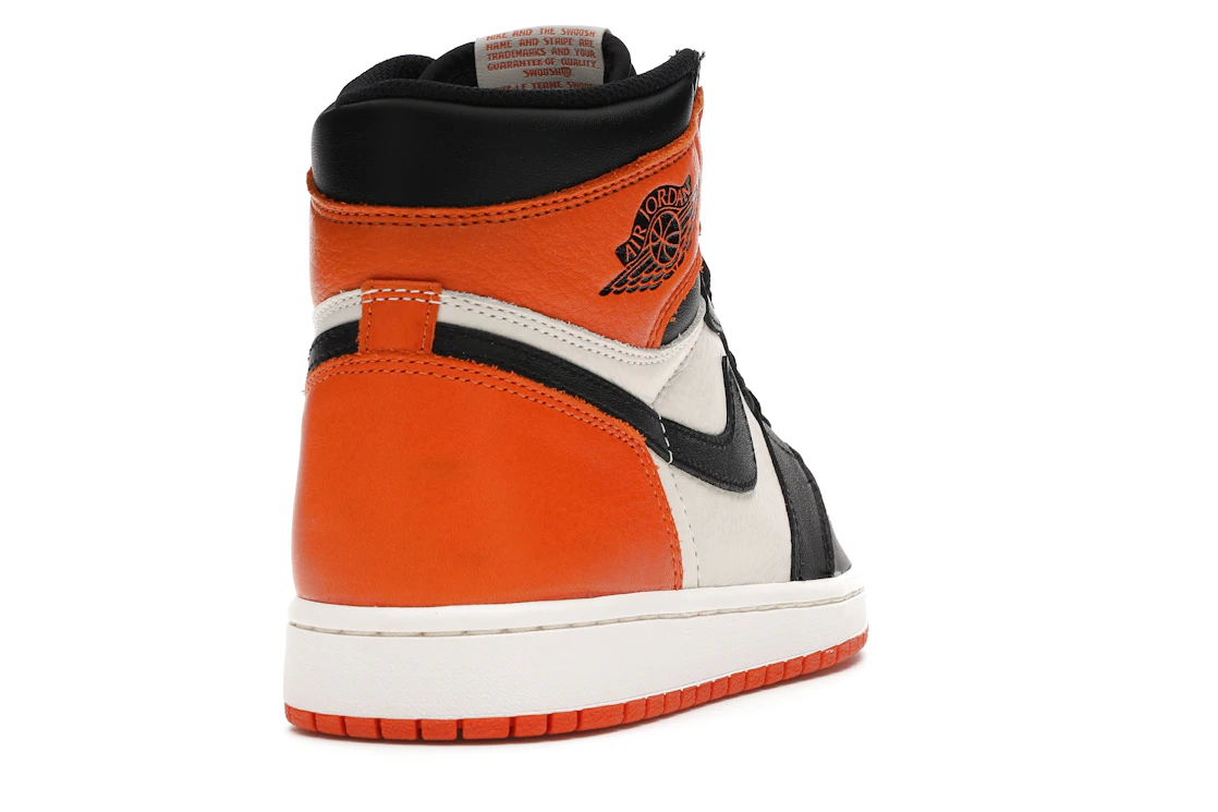 Vue 30 de Jordan 1 Retro Shattered Backboard