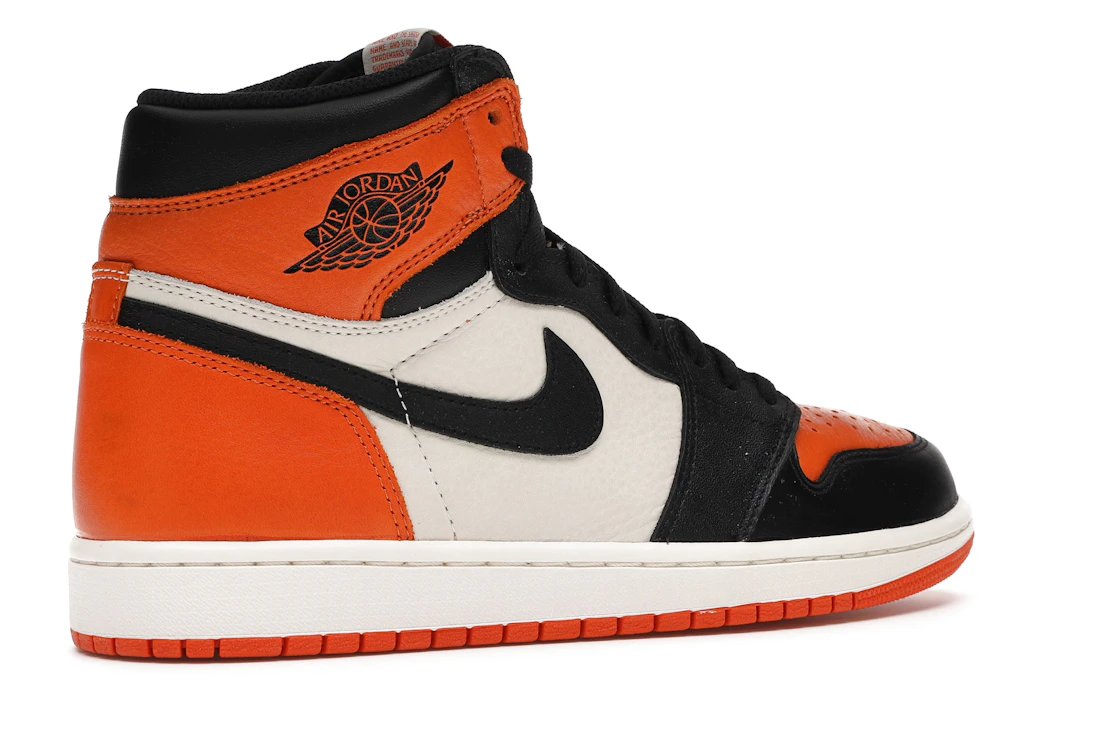 Vue 34 de Jordan 1 Retro Shattered Backboard