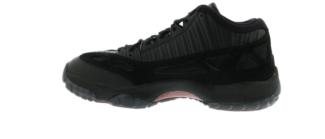 Vue 14 de Jordan 11 Retro Low IE Referee (2015)