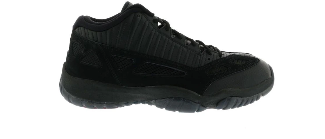 Vue 26 de Jordan 11 Retro Low IE Referee (2015)