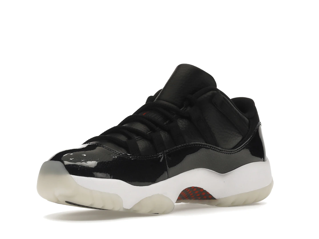 Vue 15 de Jordan 11 Retro Low 72-10