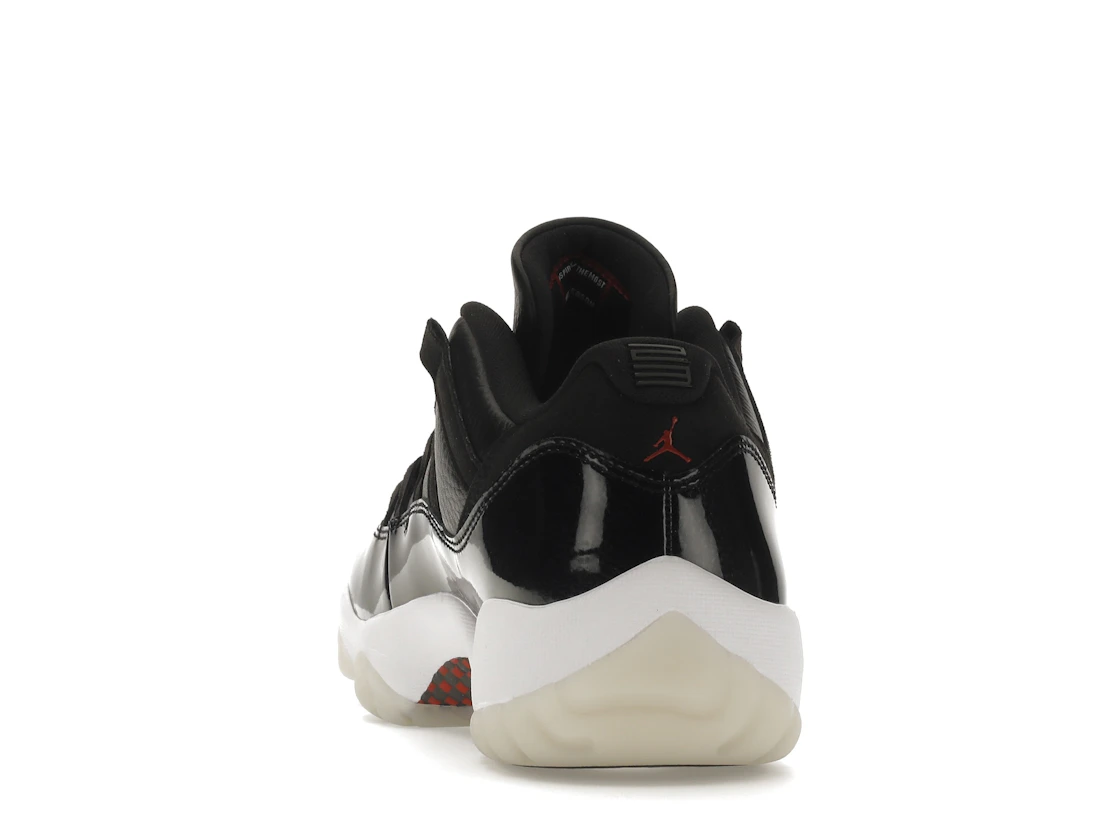 Vue 27 de Jordan 11 Retro Low 72-10