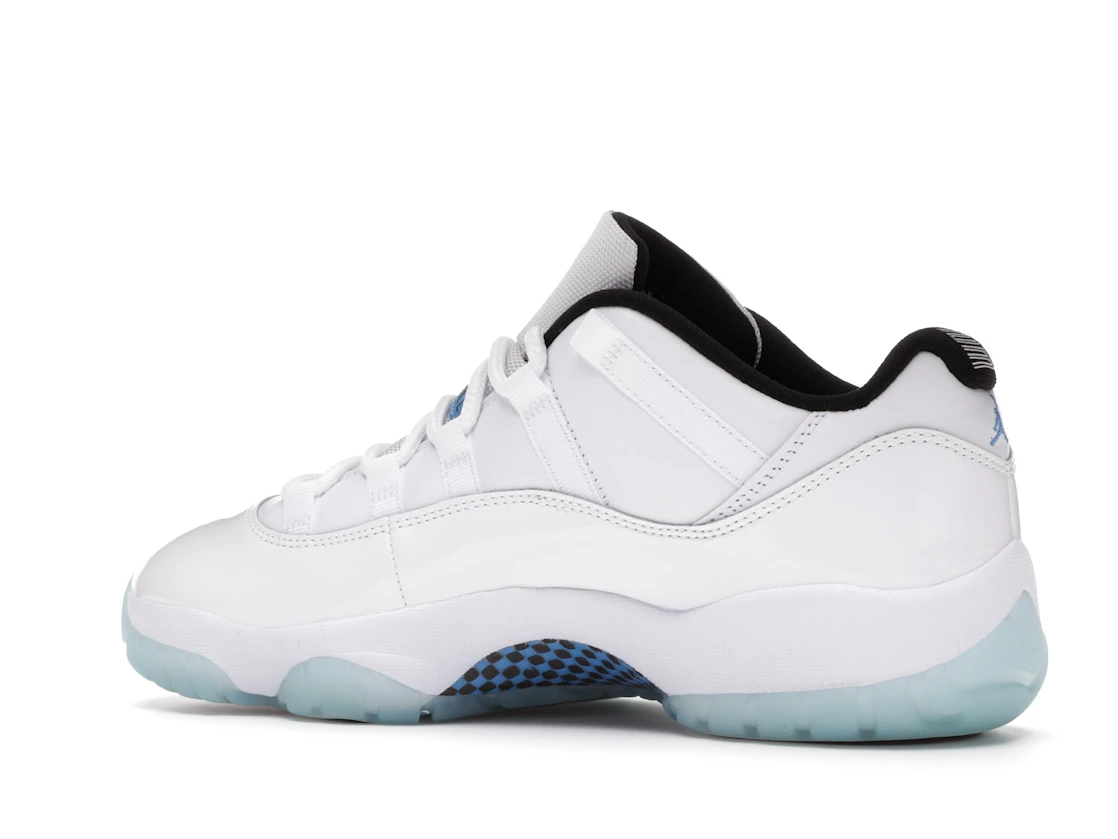 Vue 22 de Jordan 11 Retro Low Legend Blue