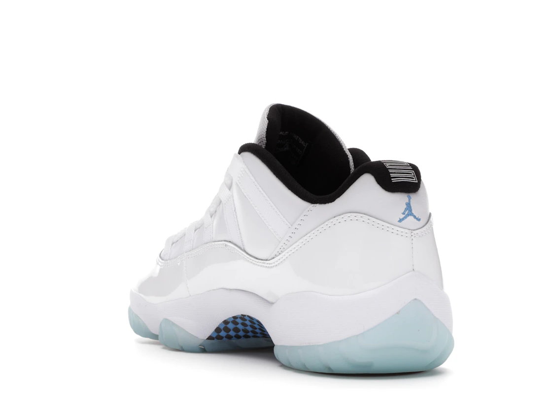 Vue 25 de Jordan 11 Retro Low Legend Blue