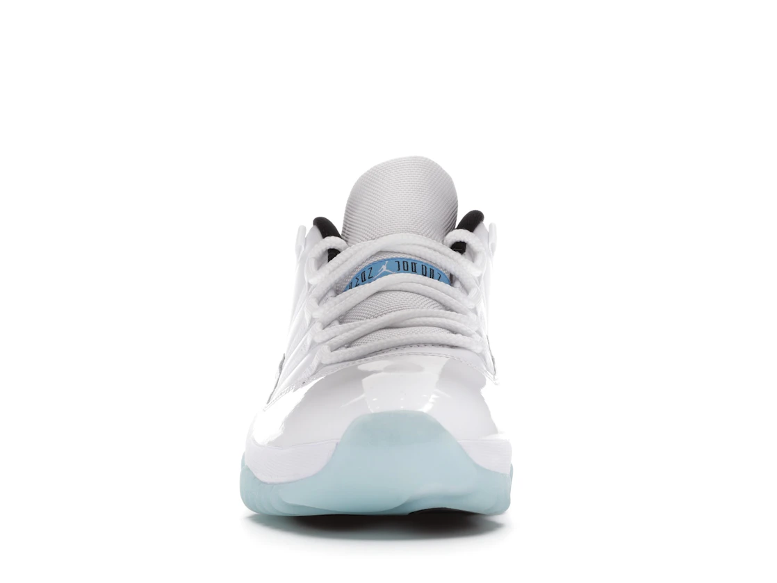 Vue 10 de Jordan 11 Retro Low Legend Blue