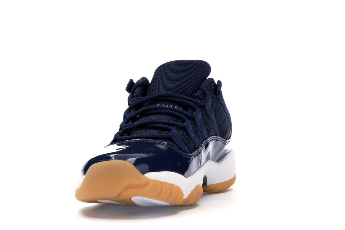 Vue 12 de Jordan 11 Retro Low Midnight Navy (GS)