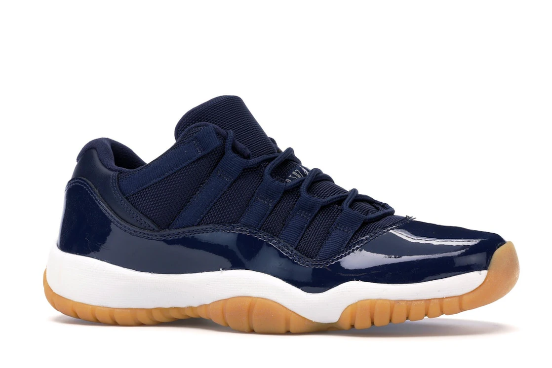 Vue 3 de Jordan 11 Retro Low Midnight Navy (GS)