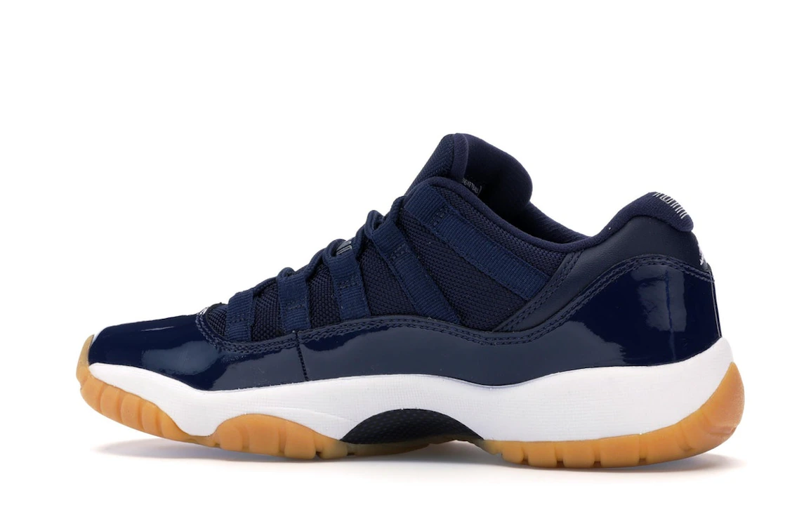 Vue 21 de Jordan 11 Retro Low Midnight Navy (GS)
