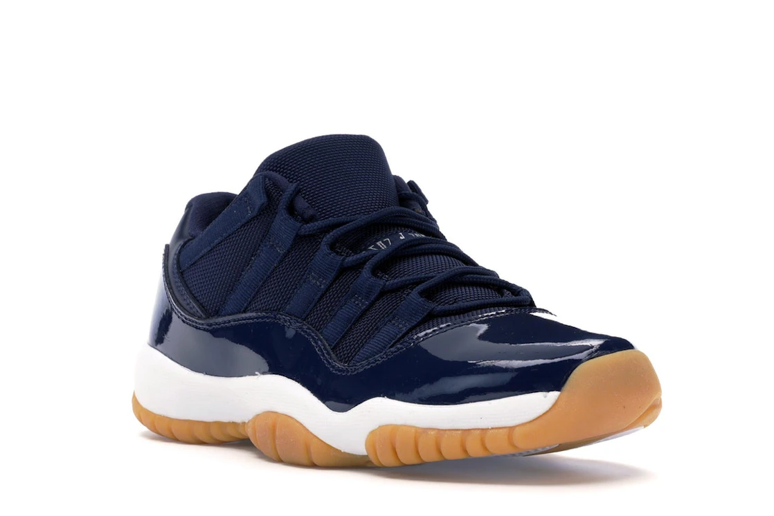Vue 6 de Jordan 11 Retro Low Midnight Navy (GS)