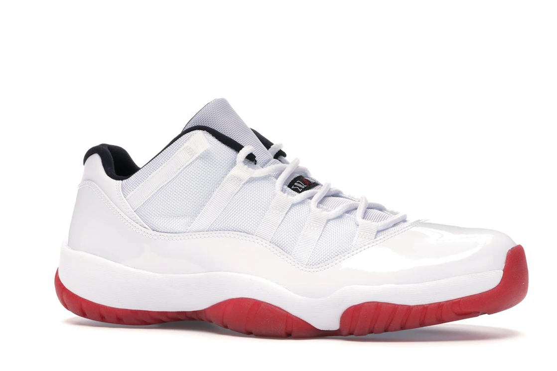 Vue 3 de Jordan 11 Retro Low White Red (2012)