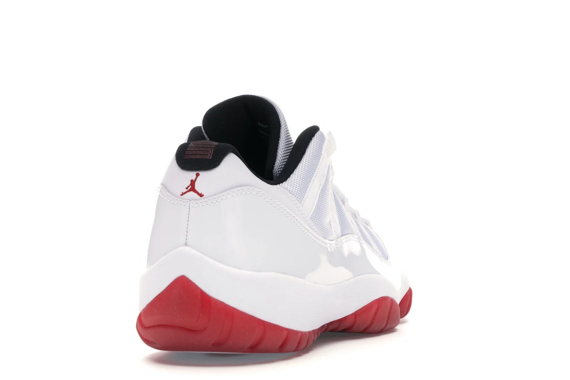 Vue 30 de Jordan 11 Retro Low White Red (2012)