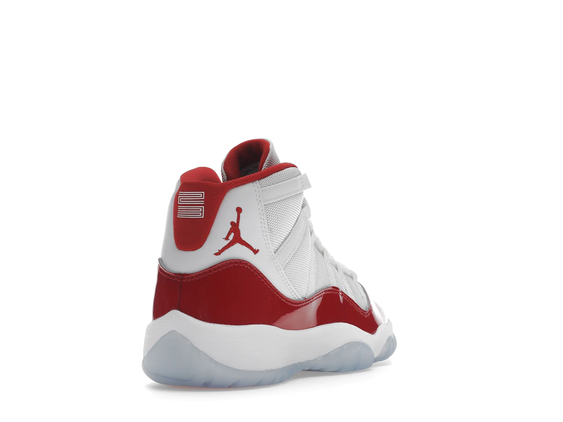 Vue 31 de Jordan 11 Retro Cherry (2022) (GS)
