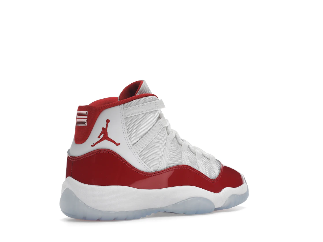 Vue 33 de Jordan 11 Retro Cherry (2022) (GS)