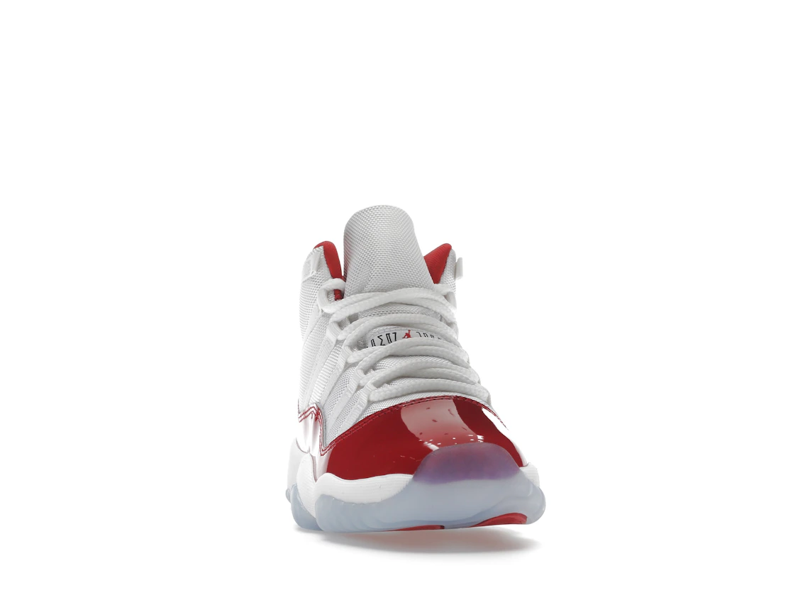 Vue 9 de Jordan 11 Retro Cherry (2022) (GS)