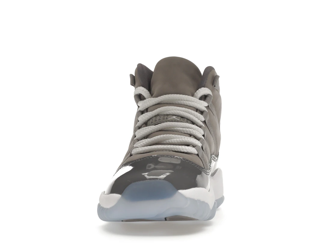 Vue 11 de Jordan 11 Retro Cool Grey (2021) (GS)