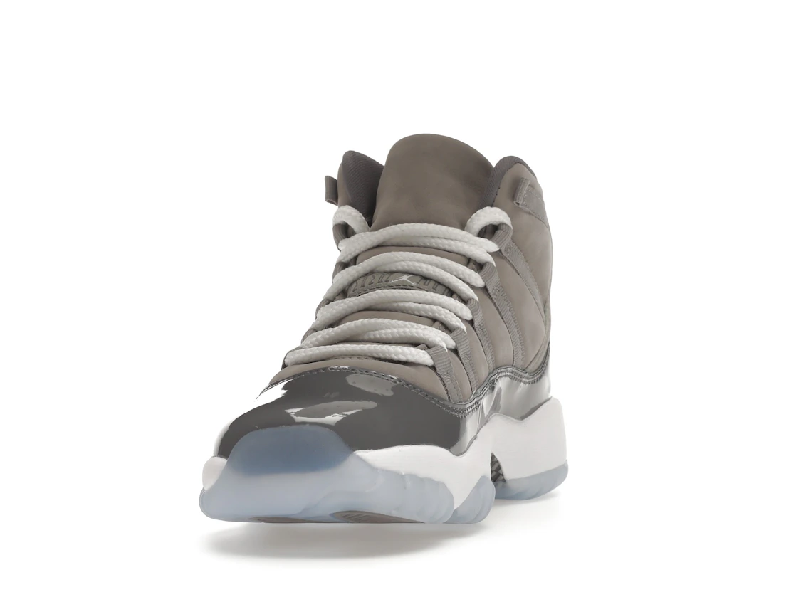 Vue 12 de Jordan 11 Retro Cool Grey (2021) (GS)