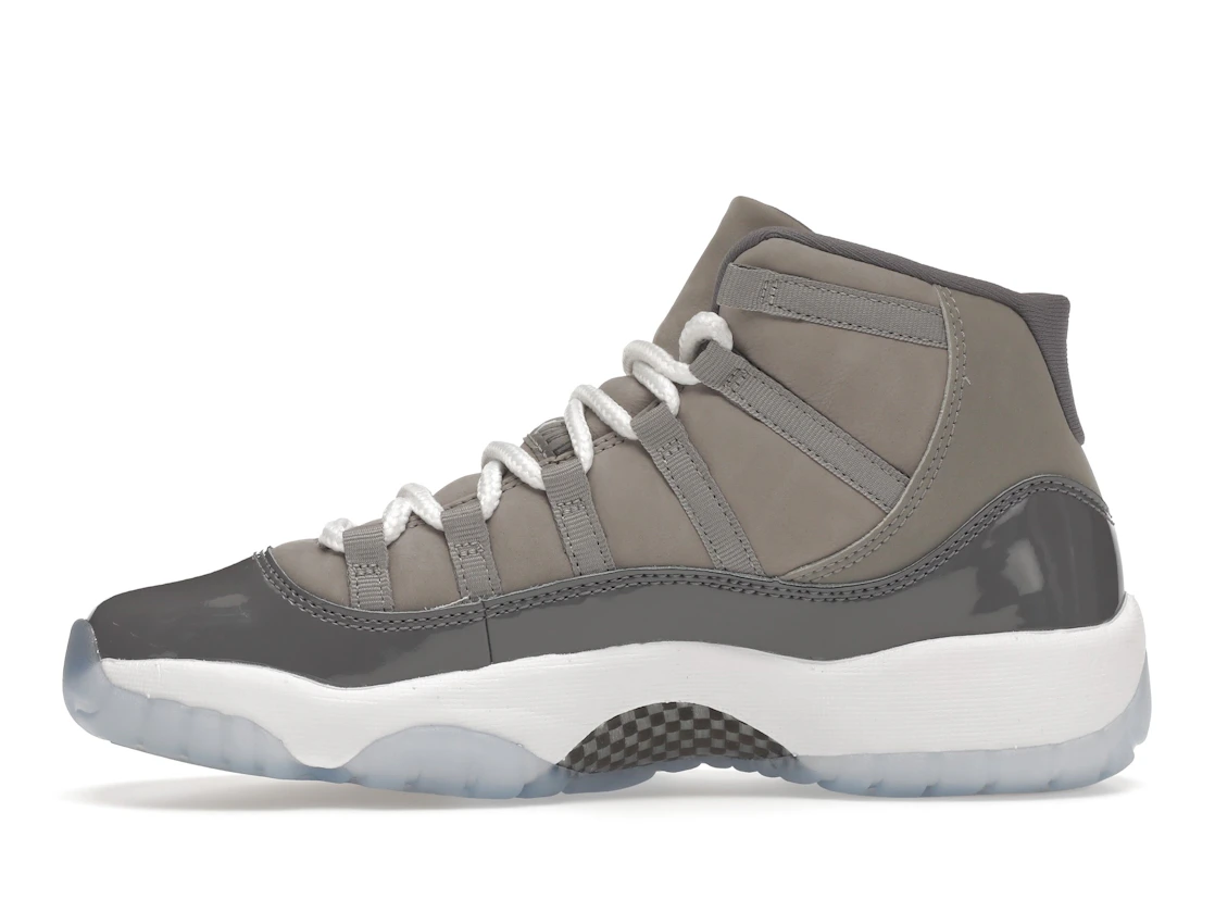 Vue 19 de Jordan 11 Retro Cool Grey (2021) (GS)