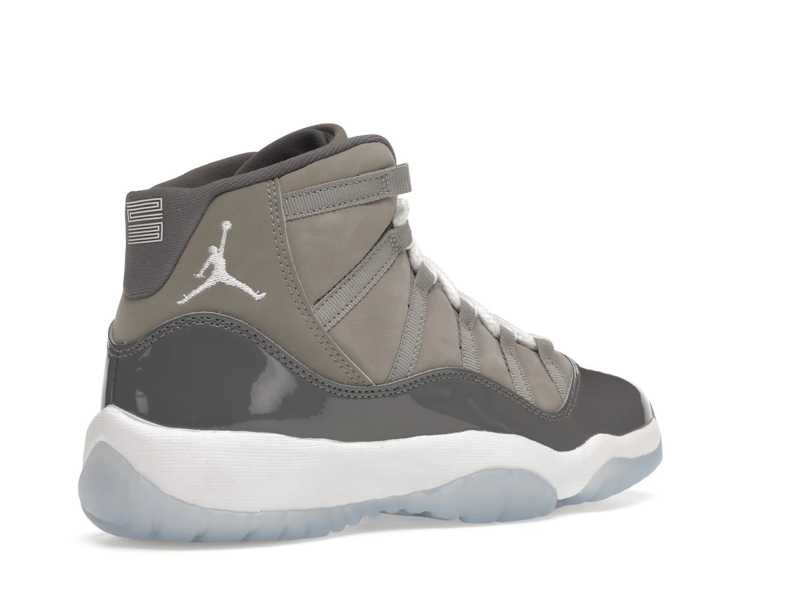 Vue 33 de Jordan 11 Retro Cool Grey (2021) (GS)