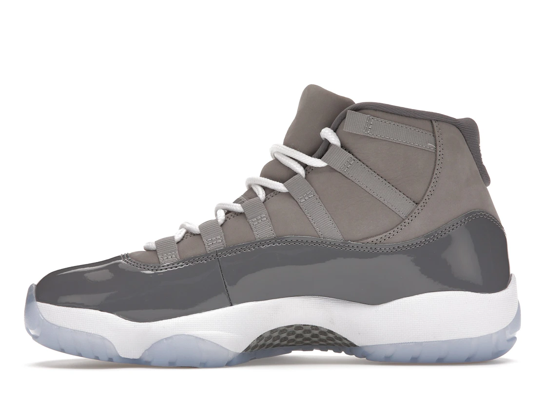 Vue 19 de Jordan 11 Retro Cool Grey (2021)