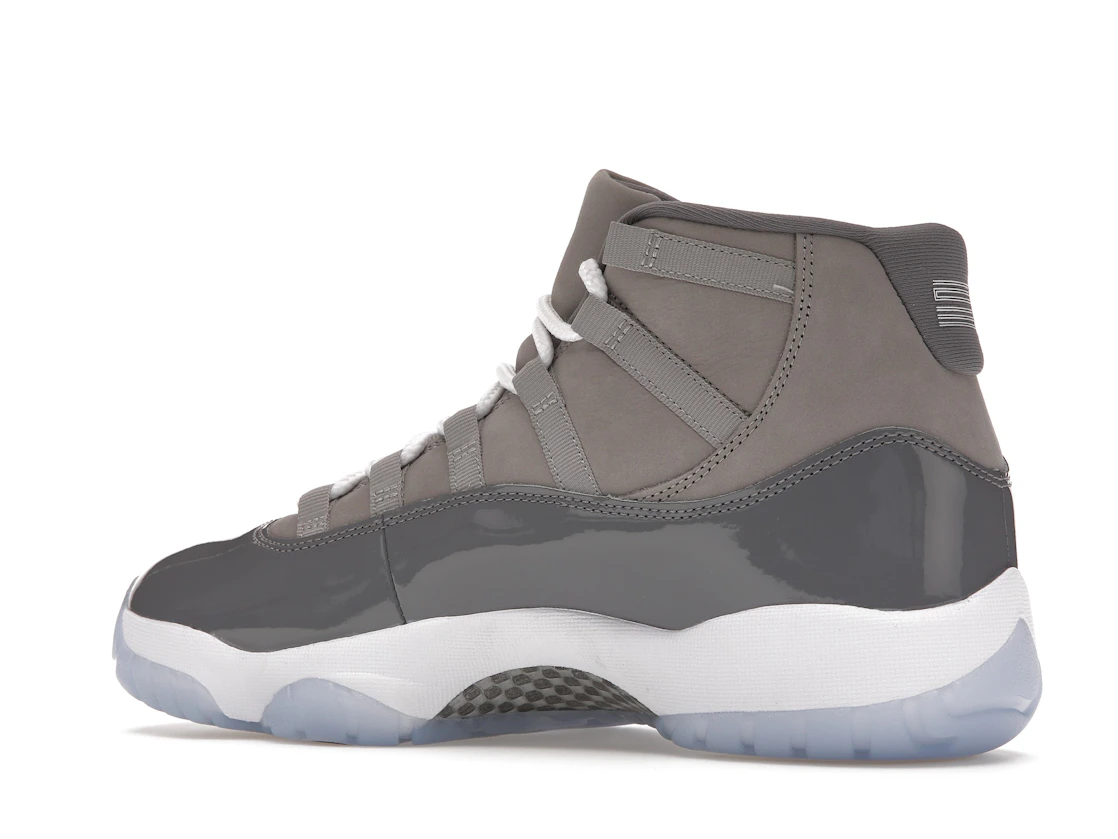 Vue 22 de Jordan 11 Retro Cool Grey (2021)