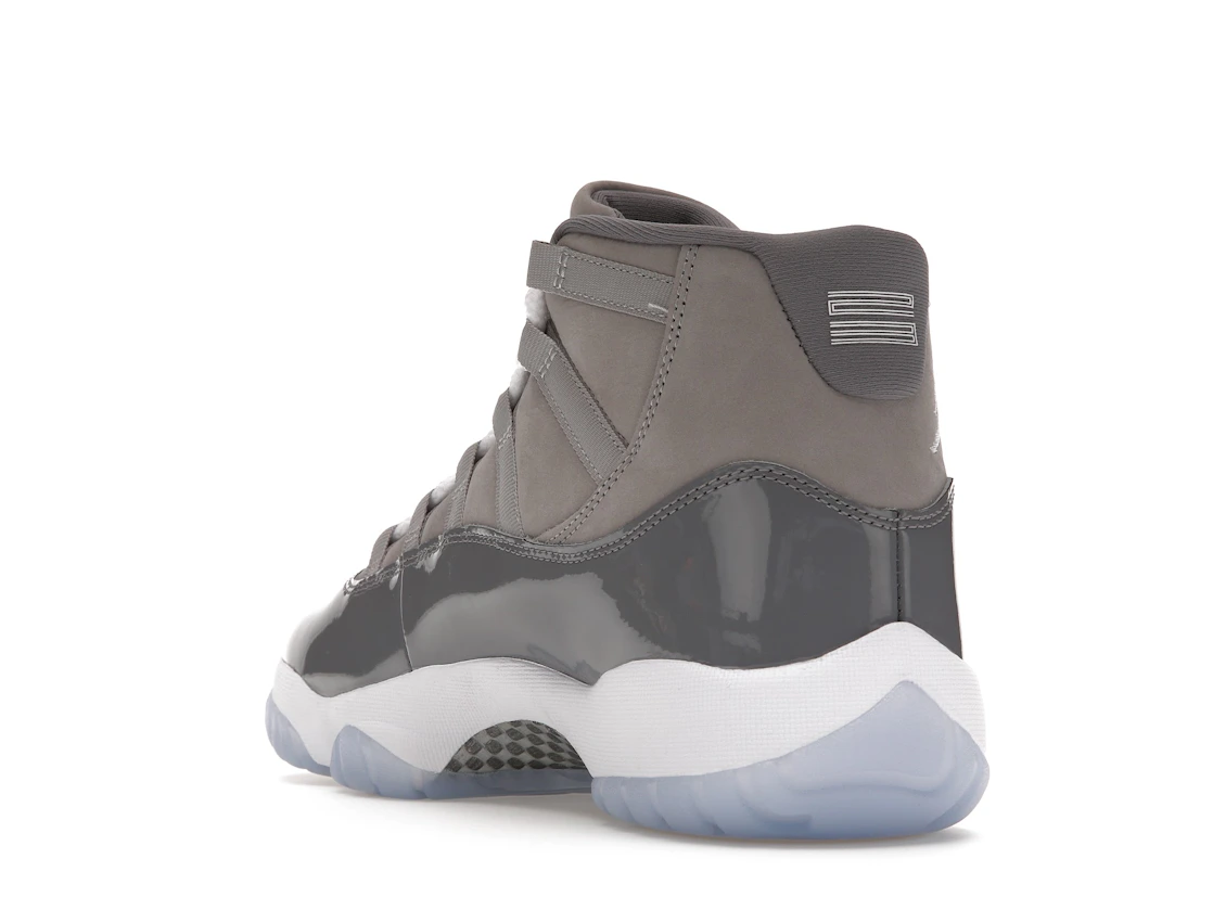 Vue 25 de Jordan 11 Retro Cool Grey (2021)