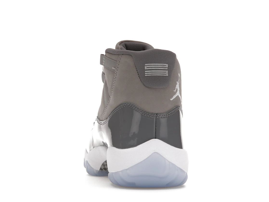 Vue 27 de Jordan 11 Retro Cool Grey (2021)