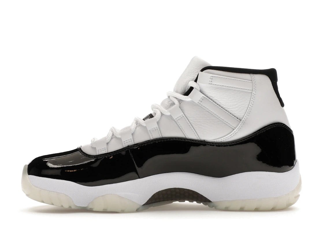 Vue 19 de Jordan 11 Retro DMP Gratitude (2023)