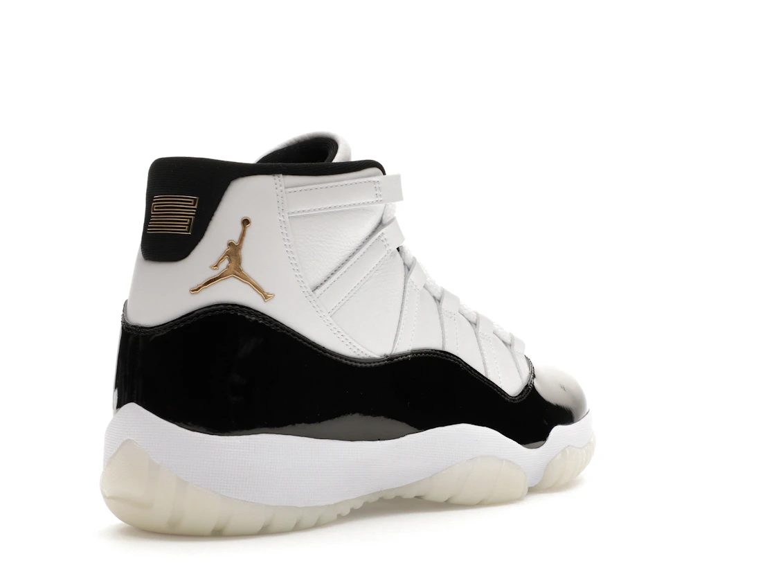 Vue 32 de Jordan 11 Retro DMP Gratitude (2023)