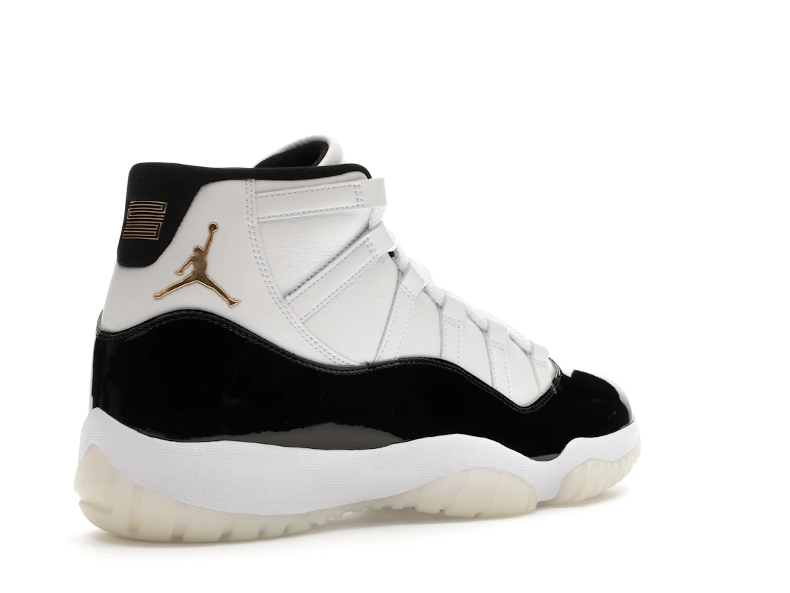 Vue 33 de Jordan 11 Retro DMP Gratitude (2023)