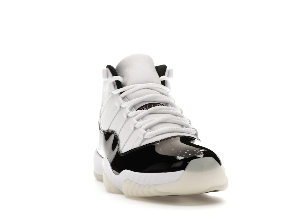Vue 8 de Jordan 11 Retro DMP Gratitude (2023)