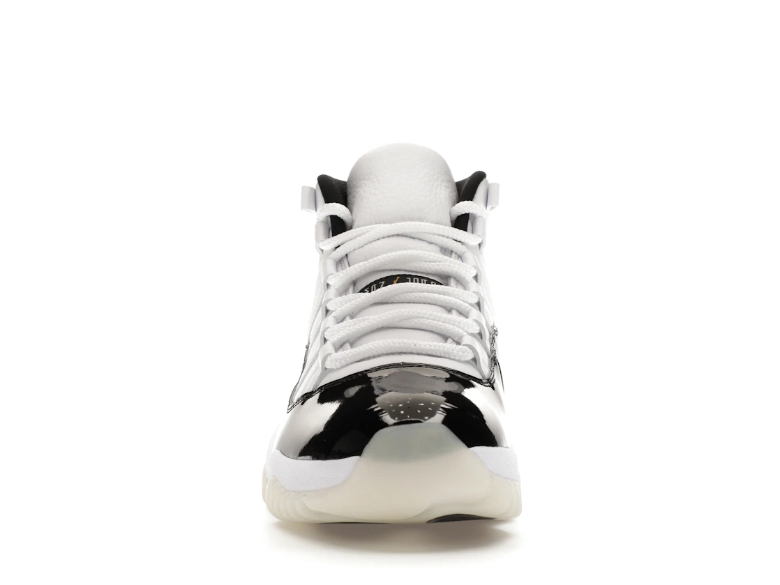 Vue 10 de Jordan 11 Retro DMP Gratitude (2023)
