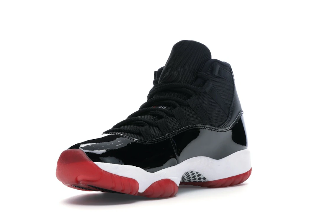 Vue 14 de Jordan 11 Retro Playoffs Bred (2019)