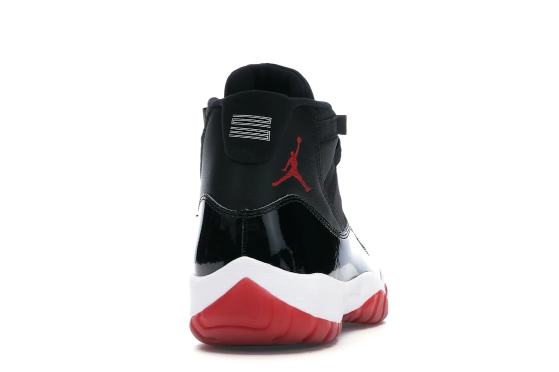 Vue 29 de Jordan 11 Retro Playoffs Bred (2019)