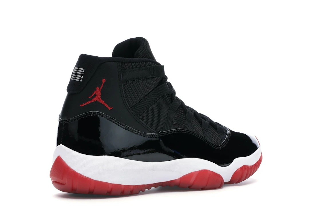Vue 33 de Jordan 11 Retro Playoffs Bred (2019)