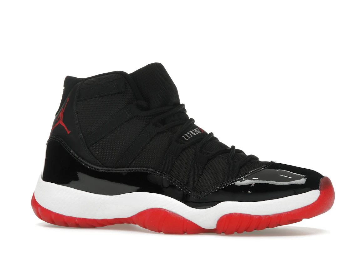 Vue 3 de Jordan 11 Retro Playoffs CDP (2008)