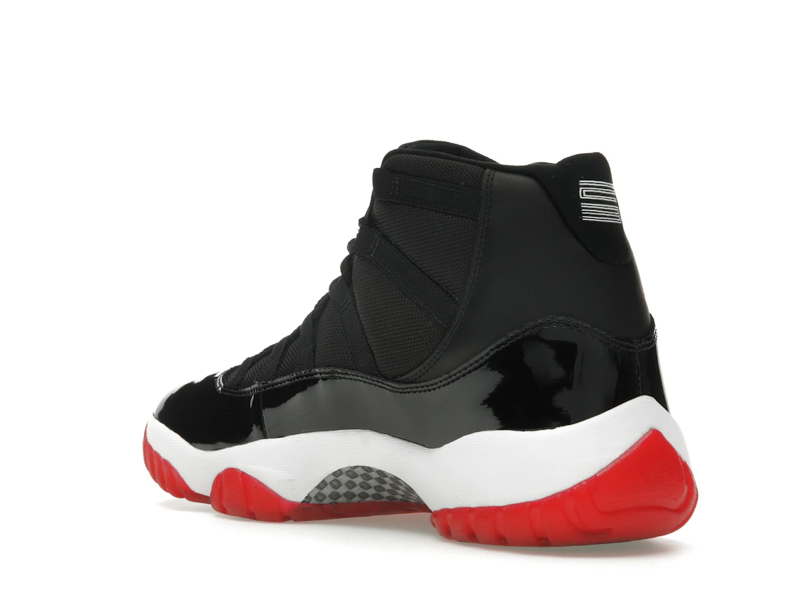 Vue 24 de Jordan 11 Retro Playoffs CDP (2008)