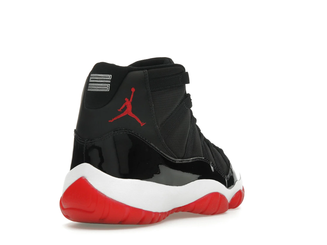 Vue 31 de Jordan 11 Retro Playoffs CDP (2008)