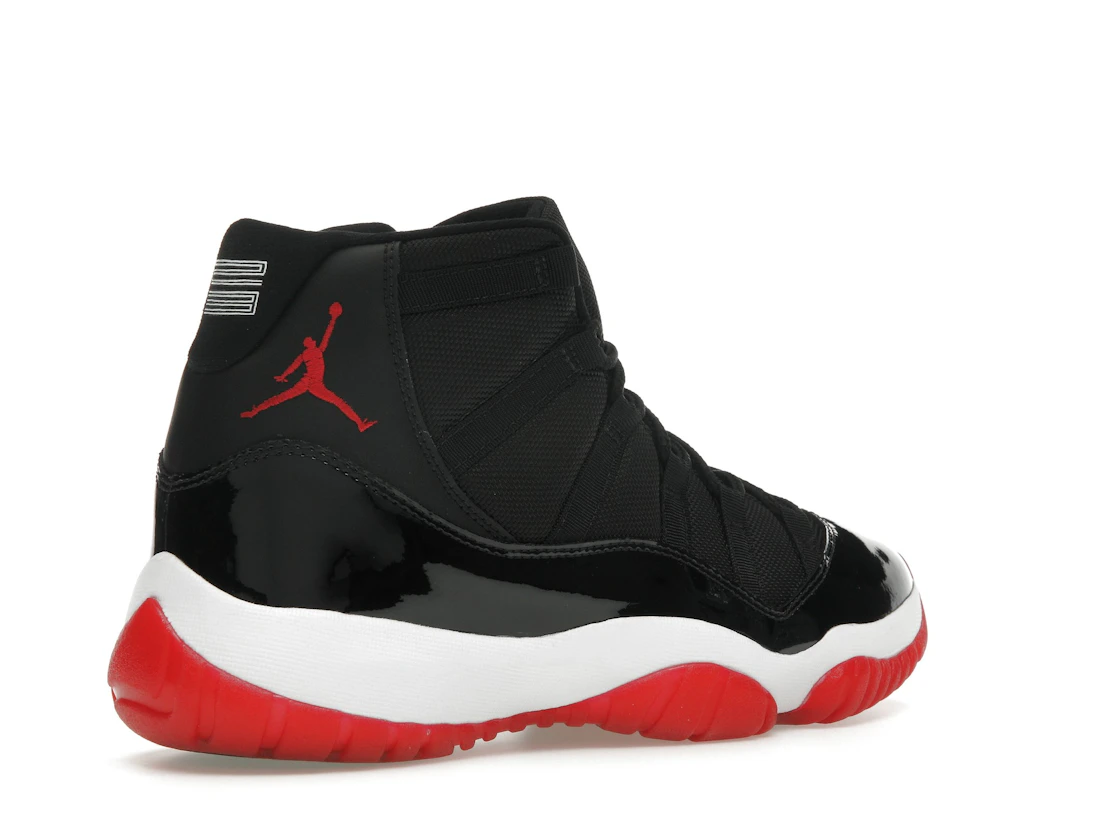 Vue 33 de Jordan 11 Retro Playoffs CDP (2008)