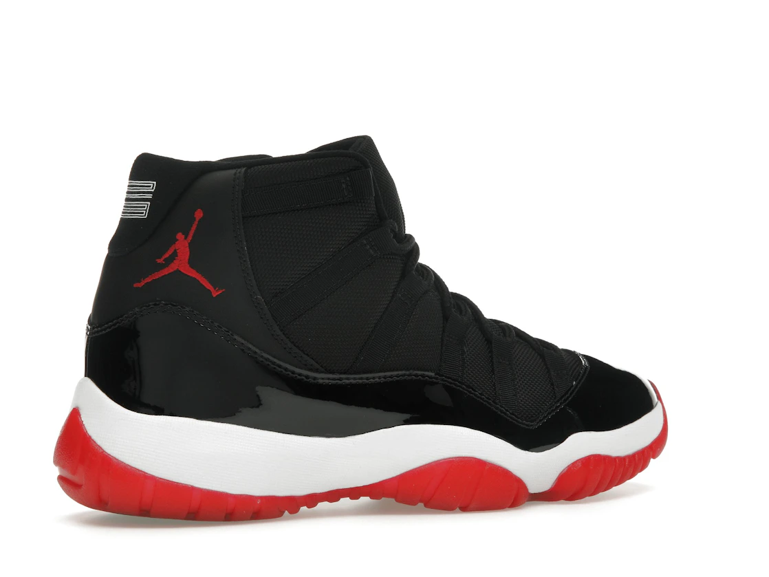 Vue 34 de Jordan 11 Retro Playoffs CDP (2008)