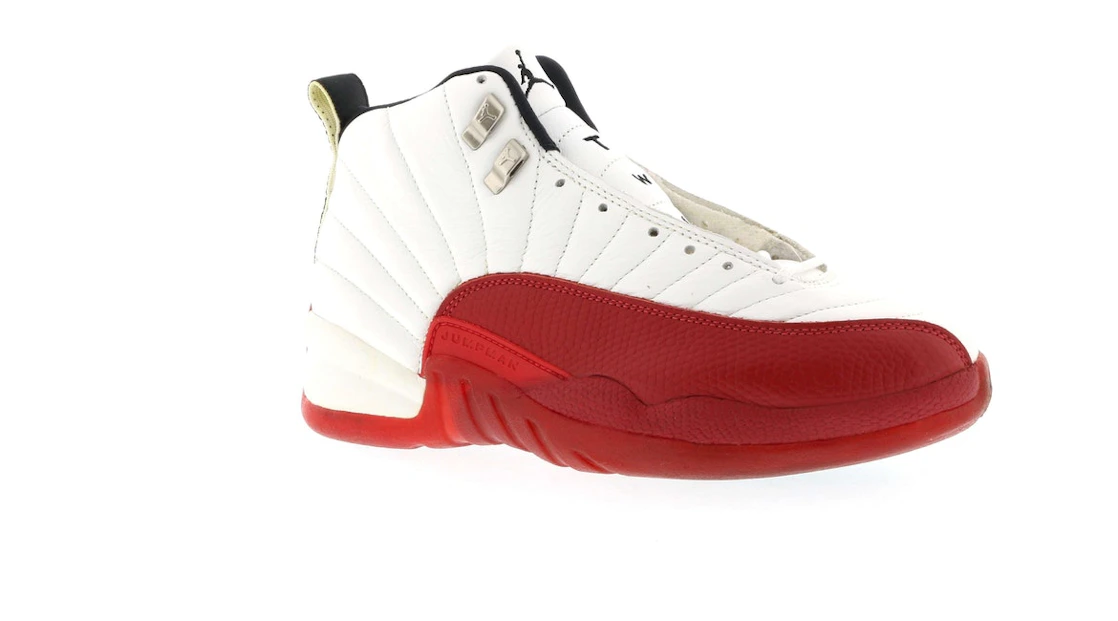 Vue 3 de Jordan 12 OG Cherry (1997)