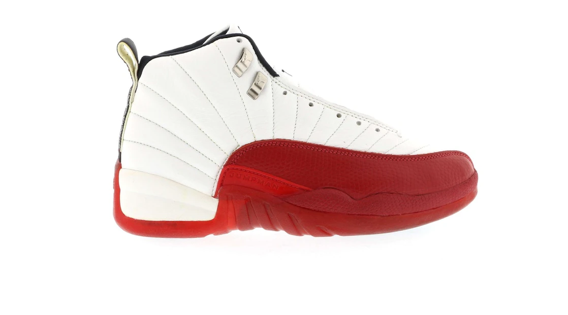 Vue 26 de Jordan 12 OG Cherry (1997)