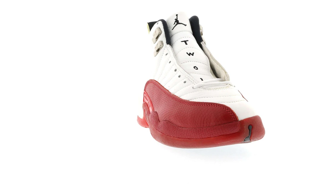 Vue 6 de Jordan 12 OG Cherry (1997)