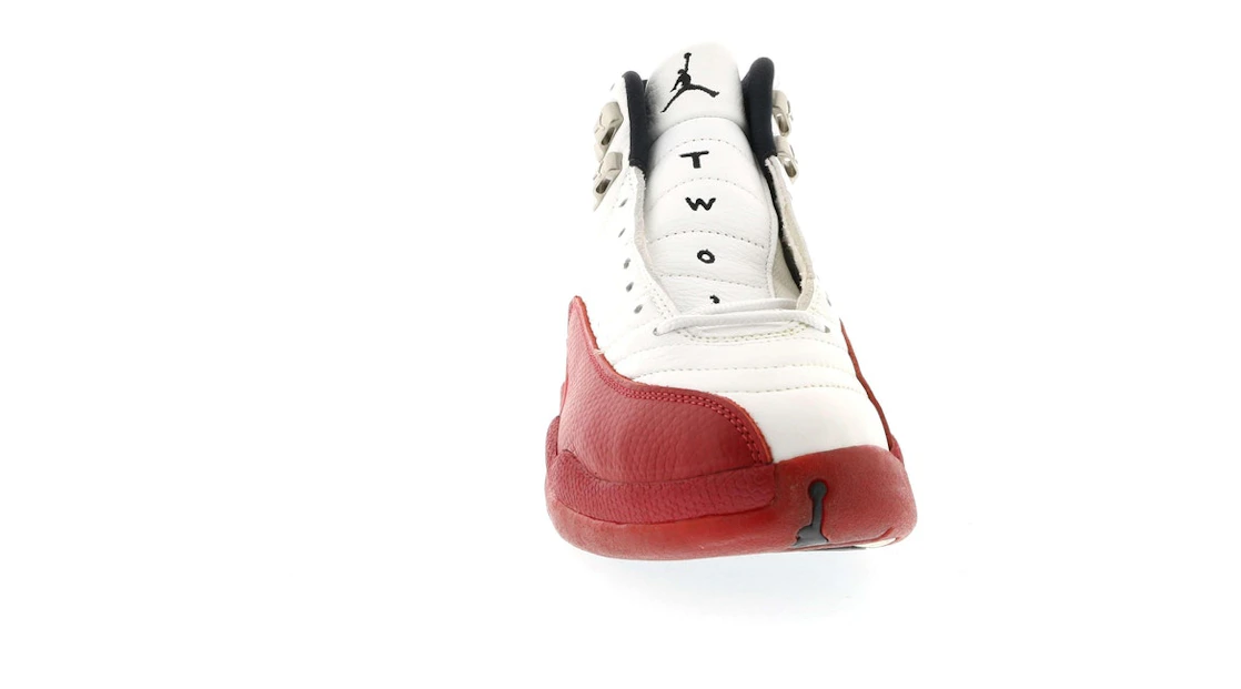 Vue 7 de Jordan 12 OG Cherry (1997)
